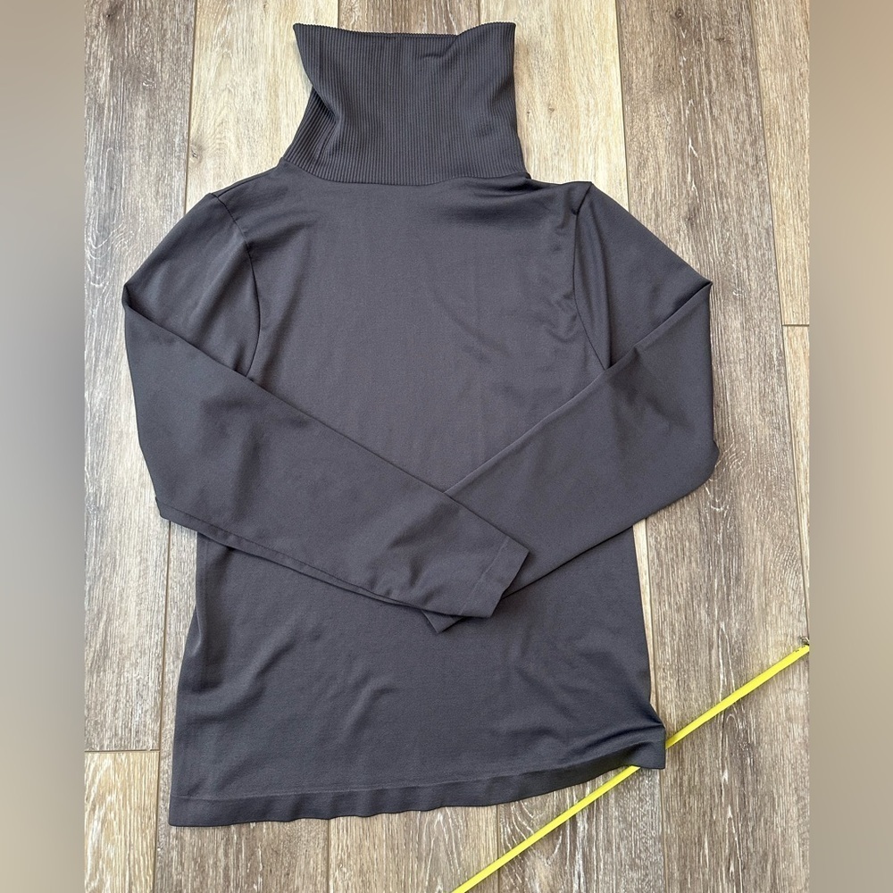 #20) Chances R. Dark gray turtleneck top. Excellent condition.